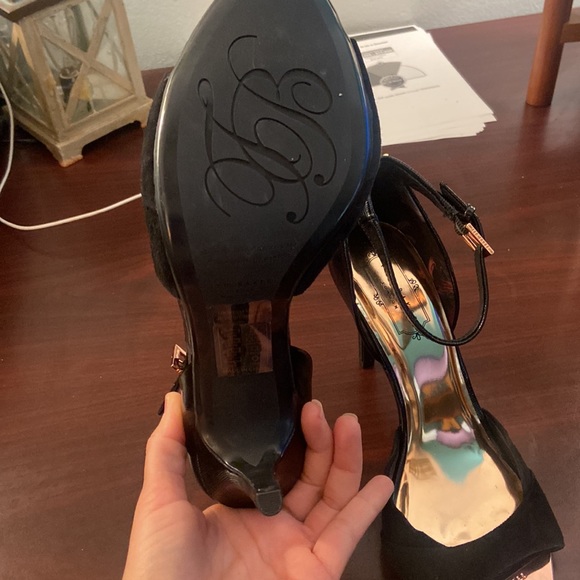 Ted Baker London - Black suede and metallic rose gold lining - Picture 4 of 6